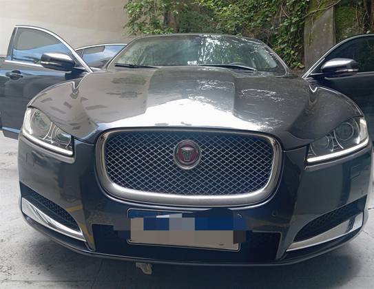 JAGUAR XF 2.0 LUXURY TURBOCHARGED GASOLINA 4P AUTOMÁTICO